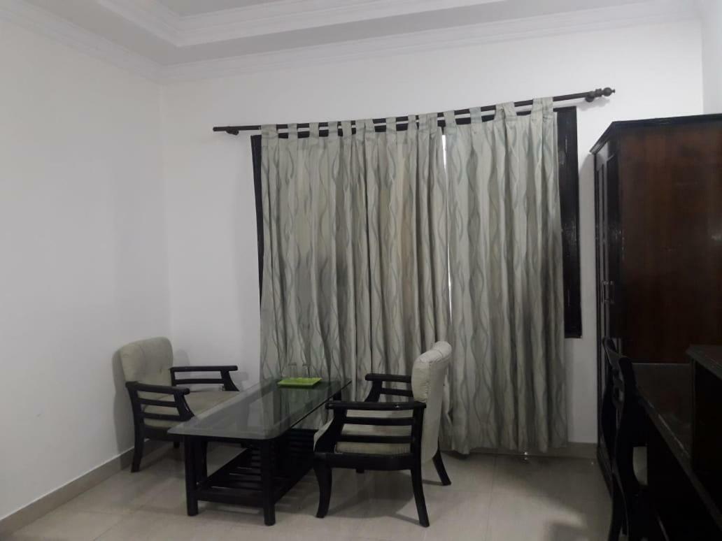 Hotel Vindhwashni Haldwāni Dış mekan fotoğraf